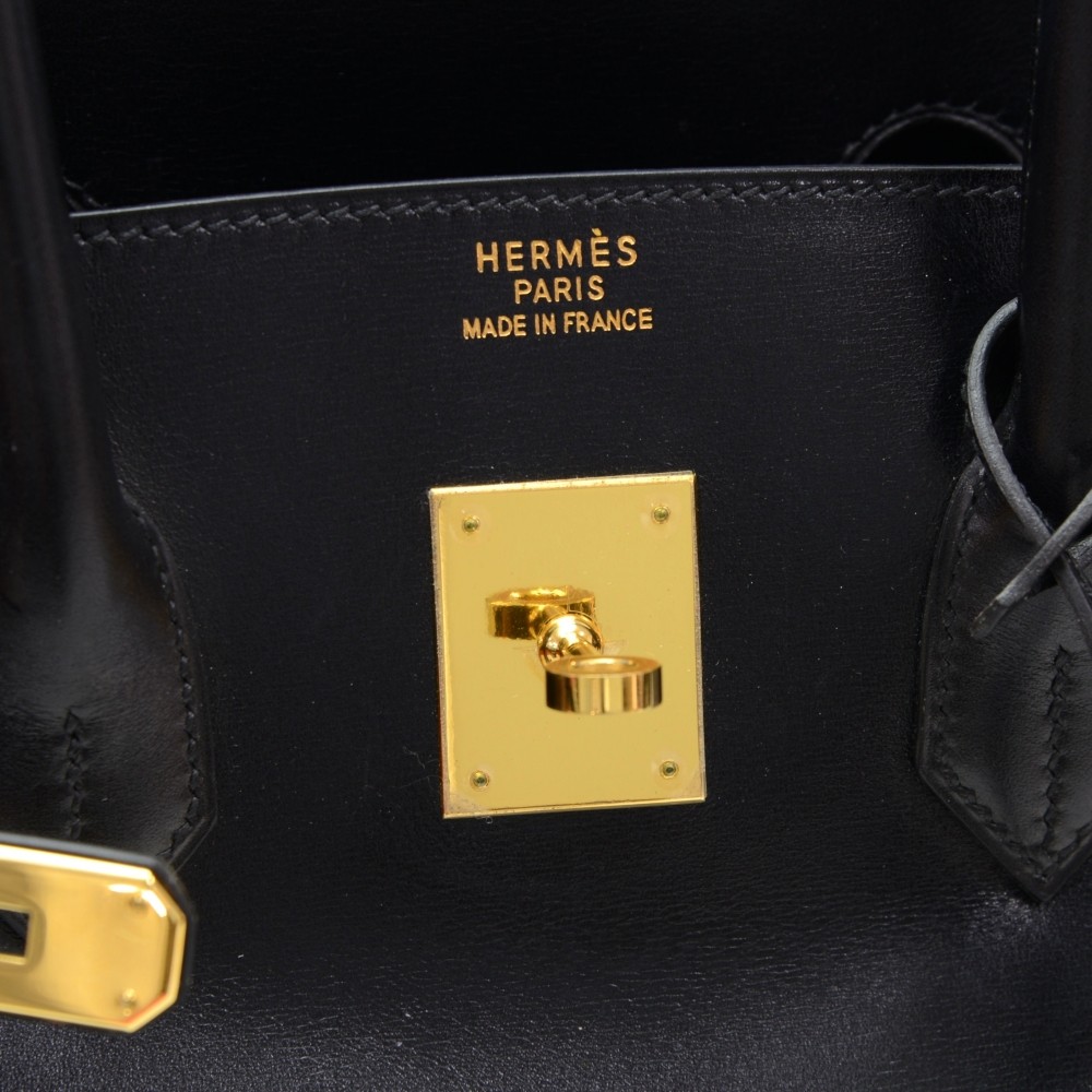 Hermès Birkin 35 in Black Box Calf Leather with 24 karat gold hardware.  Year 2009. Bag number 14 of 27. ✓ Condition: Good (9/10) 💯…