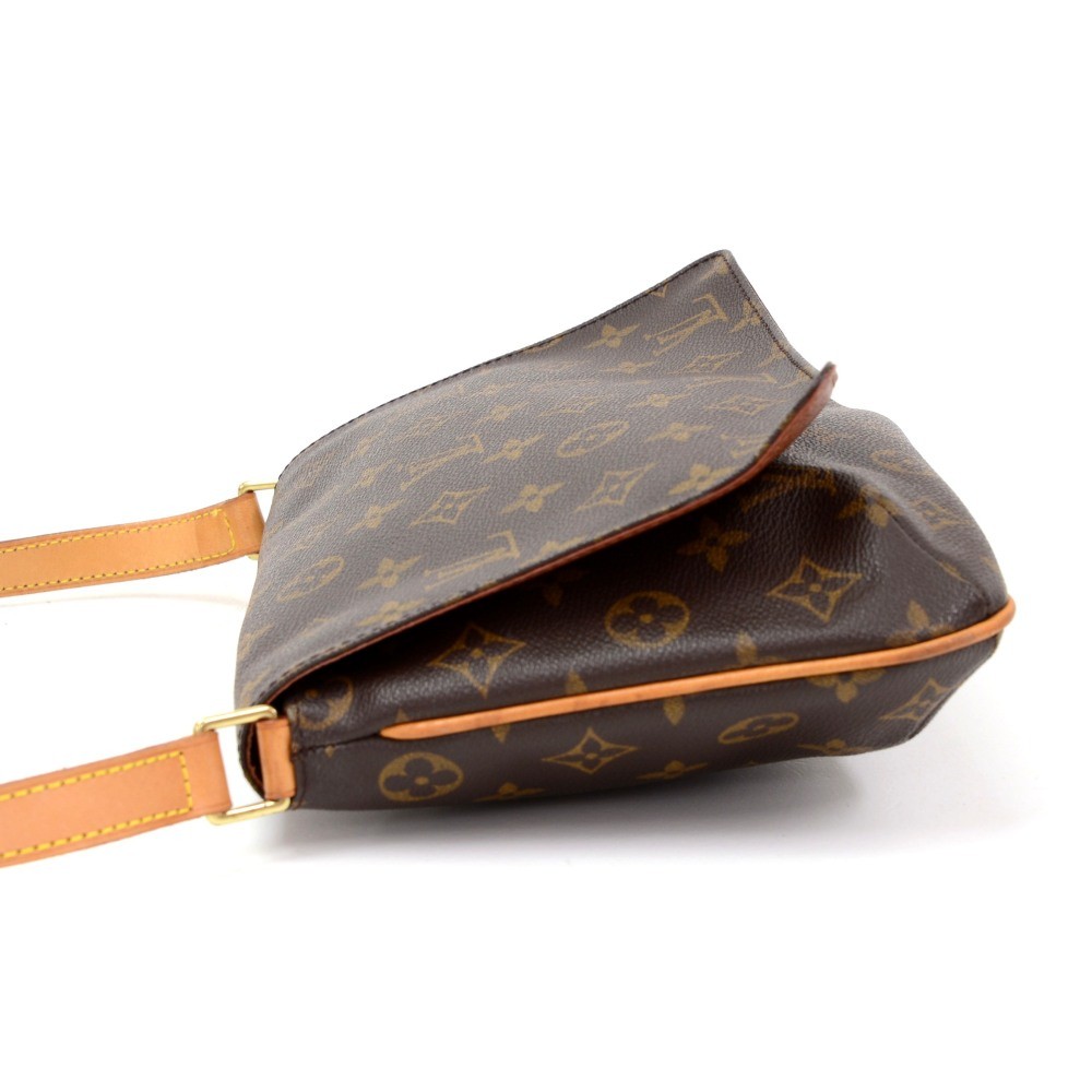 ✖️Sold✖️Louis Vuitton LV Monogram Musette Tango Shoulder Bag