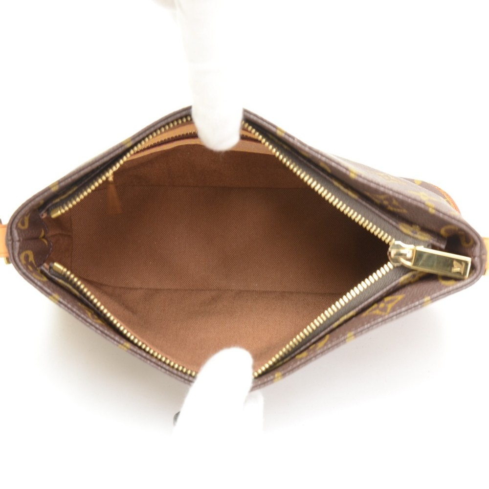Louis Vuitton Trotteur shoulder bag Brown Cloth ref.492321 - Joli Closet