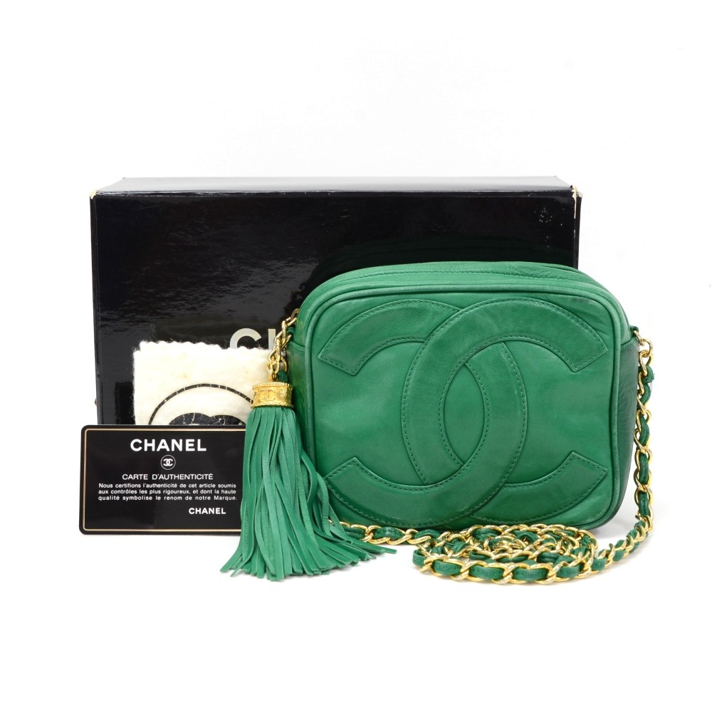 Chanel Vintage Chanel Green Leather Fringe Shoulder Small Bag