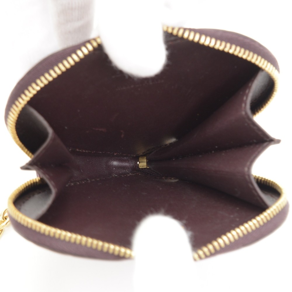 Porte-monnaies Louis Vuitton Cruer en forme de cœur violet foncé En vente  sur 1stDibs