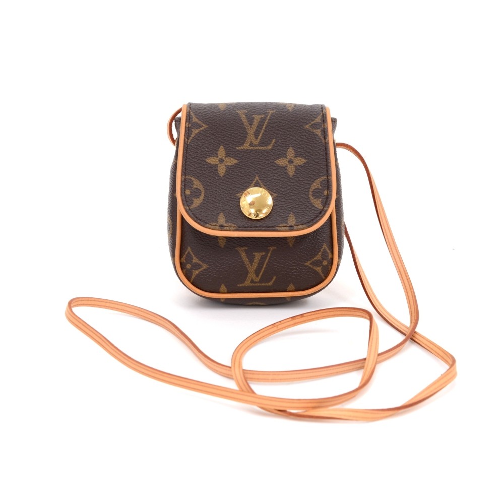 Louis Vuitton Monogram Canvas Cancun Pochette - Handbag | Pre-owned & Certified | used Second Hand | Unisex