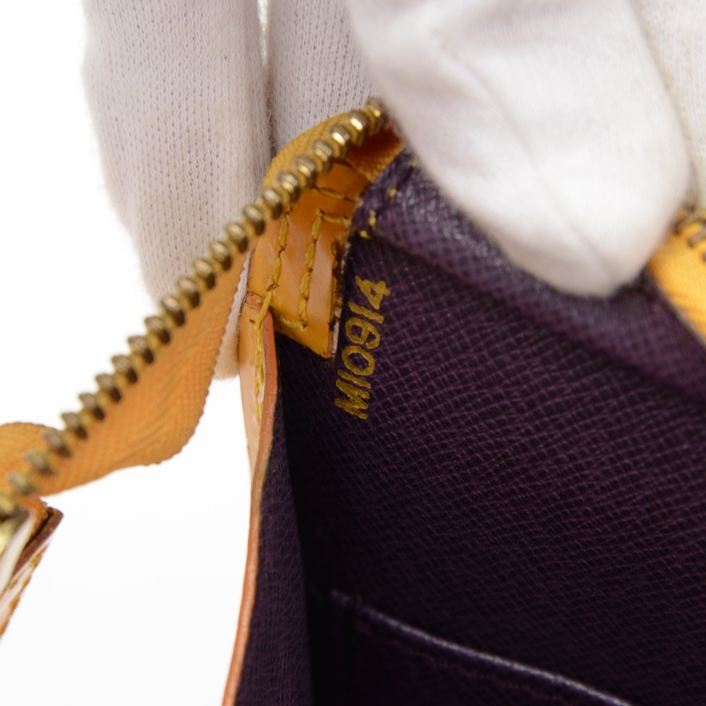 Louis Vuitton Sac Triangle Epi Leather Genuine Leather Handbag Yellow  ref.722770 - Joli Closet