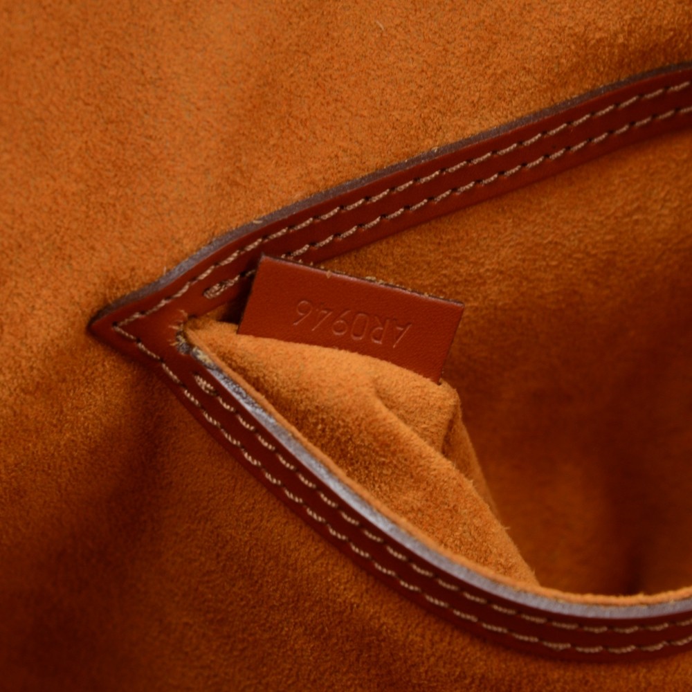 Louis Vuitton Brown EPI Leather Alma Kenyan Fawn Cognac 1LV82K
