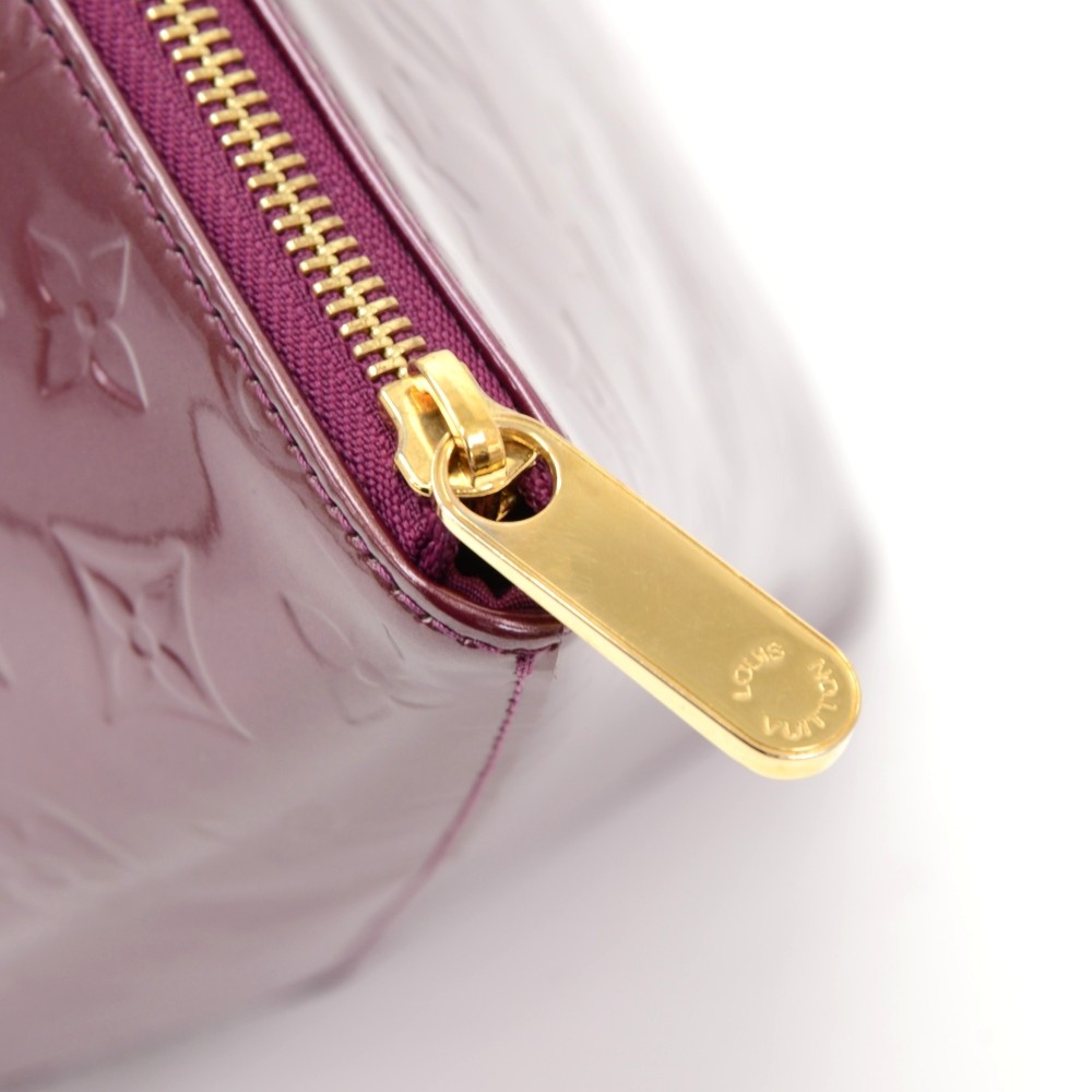 Bellevue patent leather handbag Louis Vuitton Purple in Patent leather -  20547434