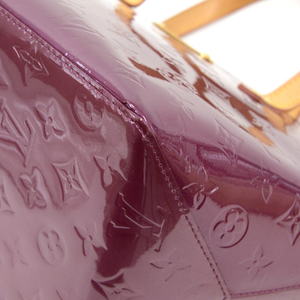 Bellevue patent leather handbag Louis Vuitton Purple in Patent leather -  20547434