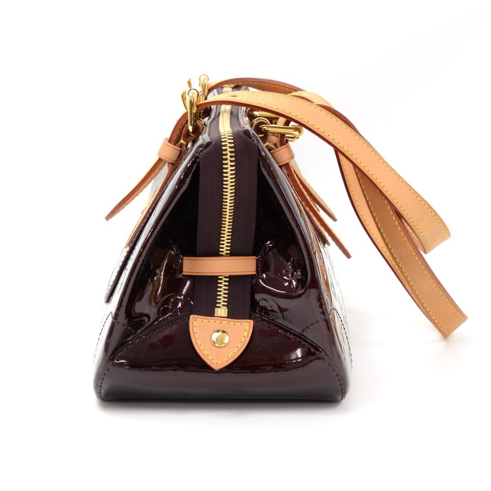 Louis Vuitton Purple Monogram Vernis Rosewood Avenue Leather Patent leather  ref.932163 - Joli Closet