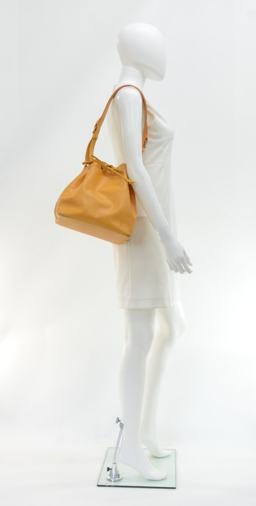 Louis Vuitton Petit Noé Yellow Leather Shoulder Bag (Pre-Owned)