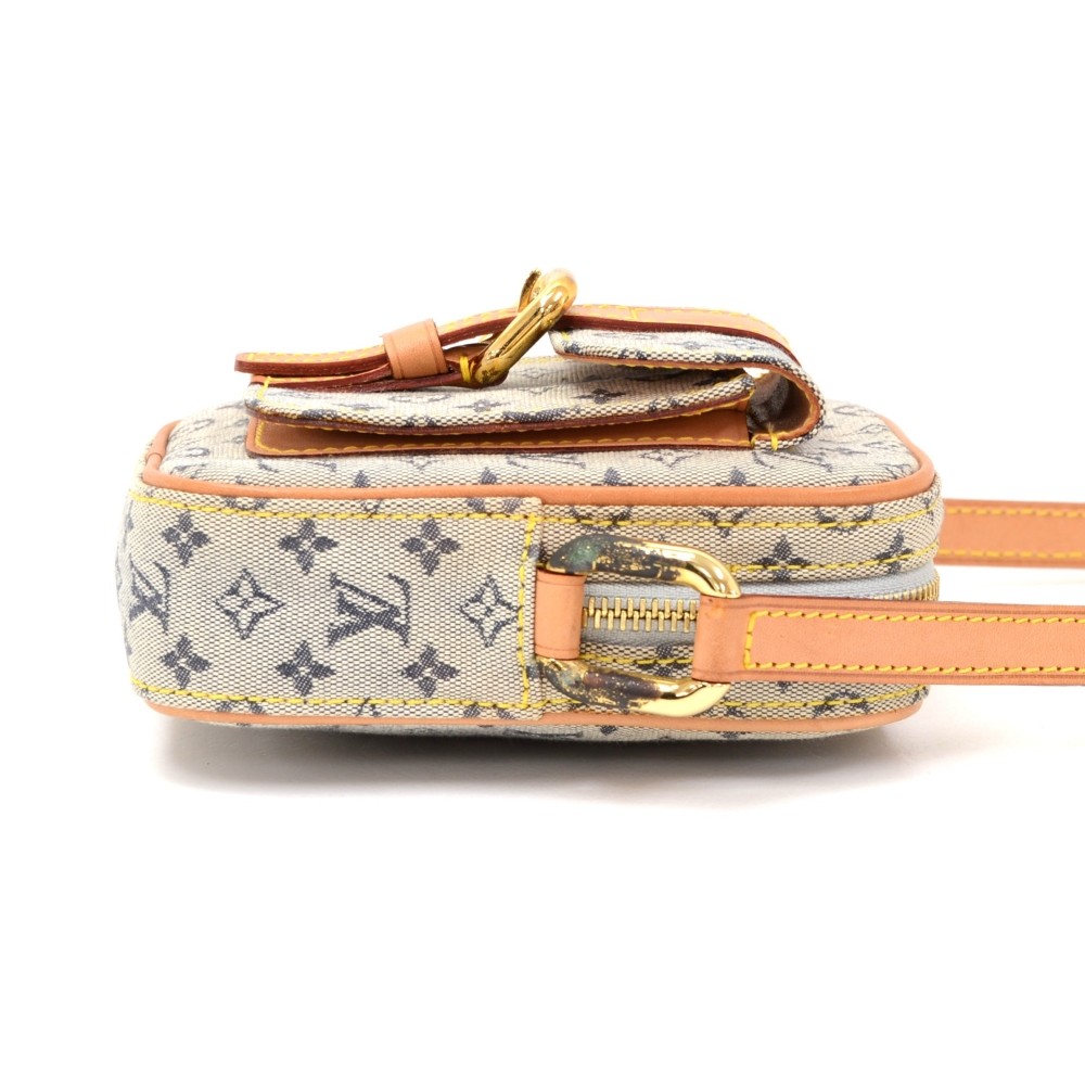 Louis Vuitton Mini Lin Juliette PM - Blue Crossbody Bags, Handbags -  LOU44926