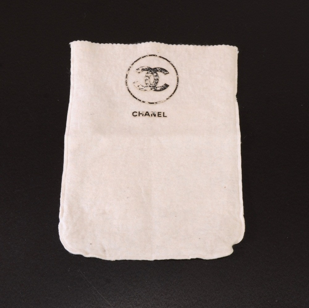 vintage chanel dust bag 8.5 x 7 inches clean - Depop