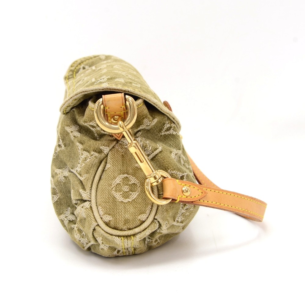 Pleaty cloth handbag Louis Vuitton Green in Cloth - 34773770
