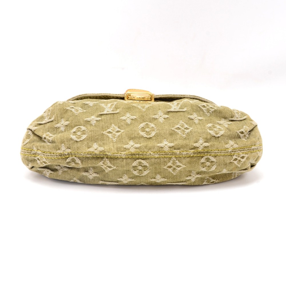 Pleaty cloth handbag Louis Vuitton Green in Cloth - 34773770