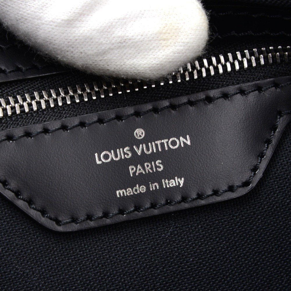 Louis Vuitton Louis Vuitton Dersou Burgundy Ardoise Taiga Leather
