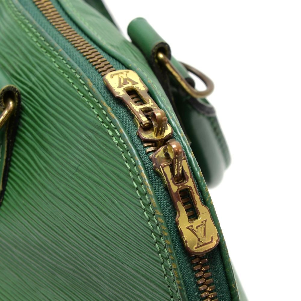 Alto leather handbag Louis Vuitton Green in Leather - 38092592