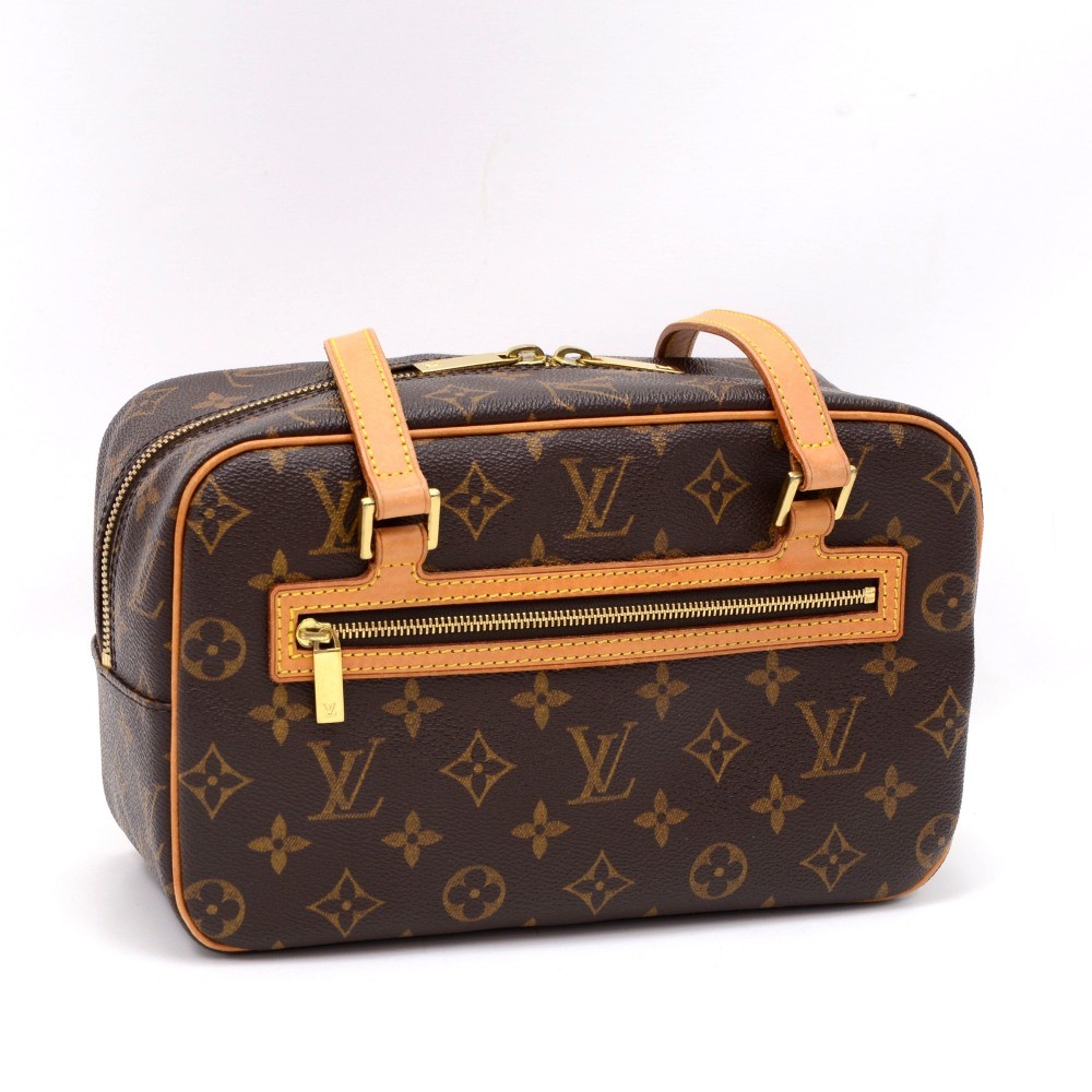 Louis Vuitton Cite MM Shoulder Bag - Farfetch