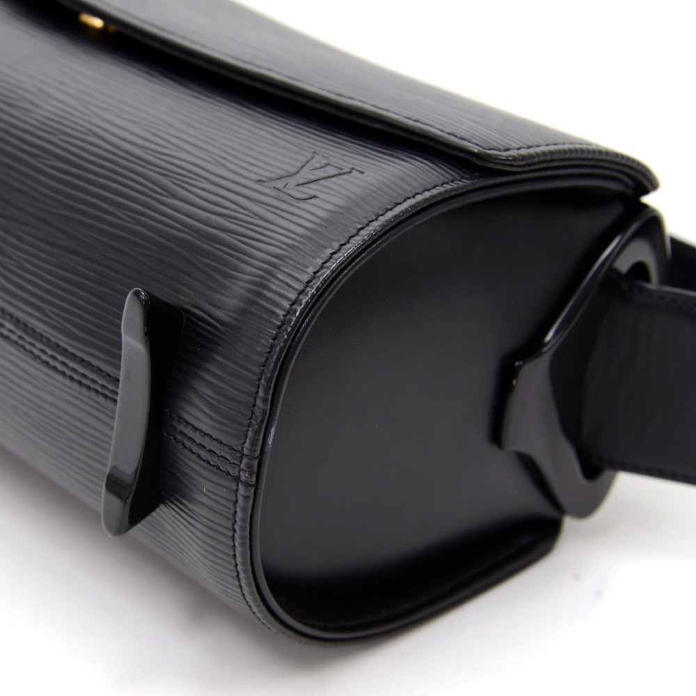 Louis Vuitton Epi Leather Nocturne PM Shoulder bag لوي فيتون