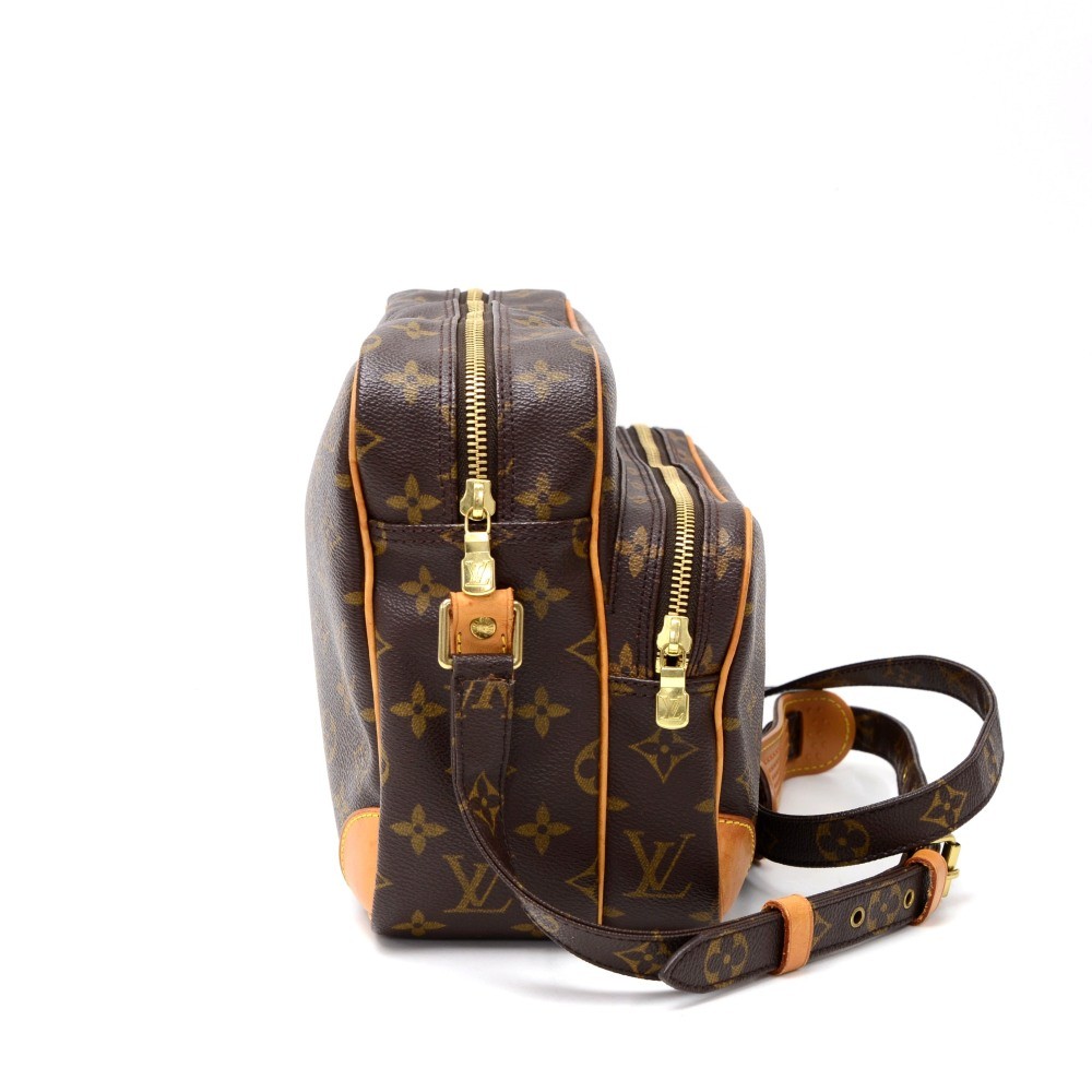 Louis Vuitton Nil - ShopStyle Shoulder Bags