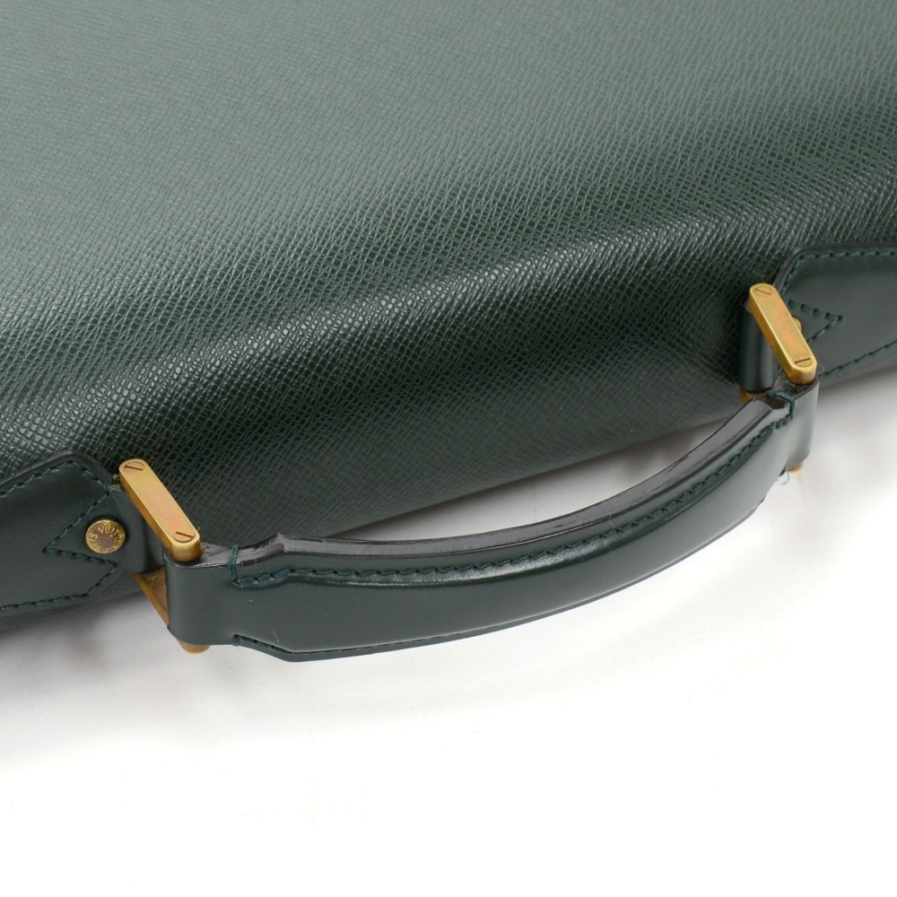 Louis Vuitton Moskova 2Gusset Briefcase Green Taiga Leather Briefcase  Vintage