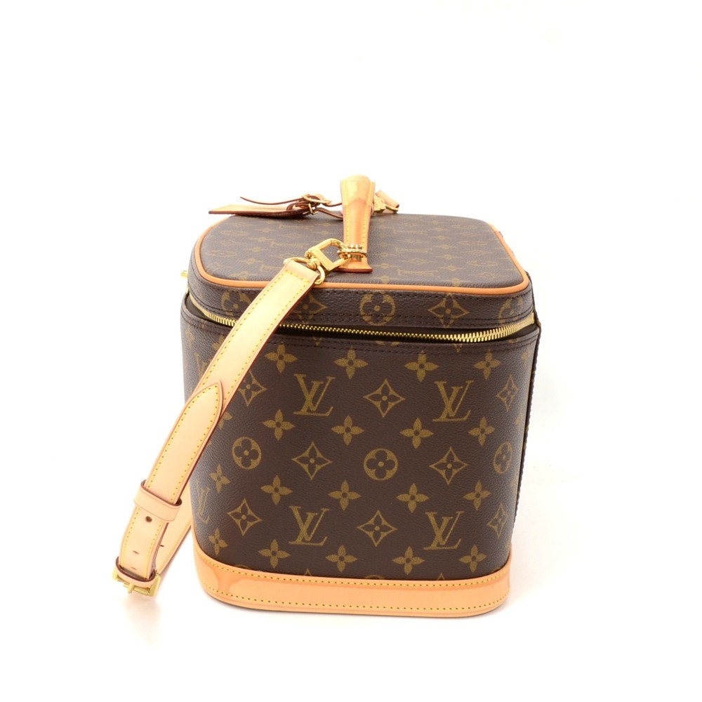 Louis Vuitton Monogram Top Handle Men's Women's Jewelry Travel Storage Case  Bag For Sale at 1stDibs