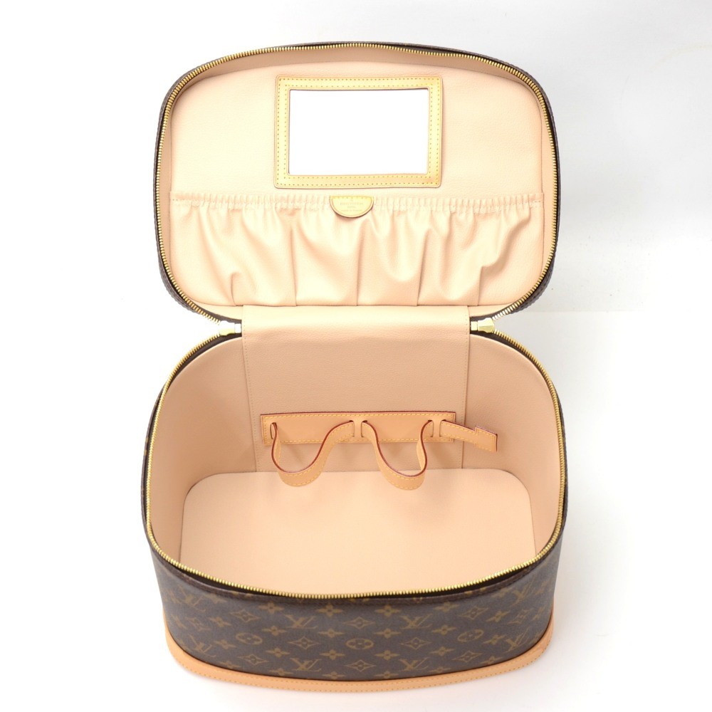 Louis Vuitton Monogram Travel Cosmetic Pouch ○ Labellov ○ Buy and Sell  Authentic Luxury