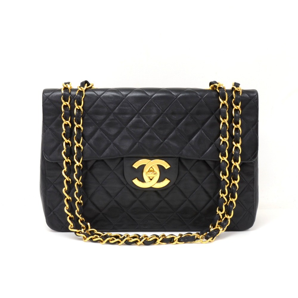Chanel Vintage Chanel 13 Maxi Jumbo Black Quilted Leather Shoulder