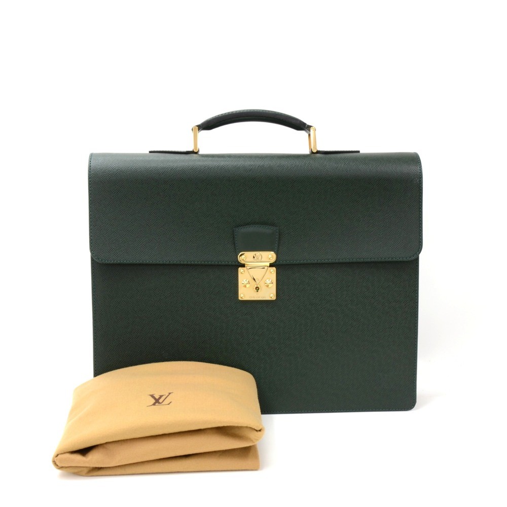 Adjustable - Vintage Louis Vuitton Helanga 1 Poche Green Taiga