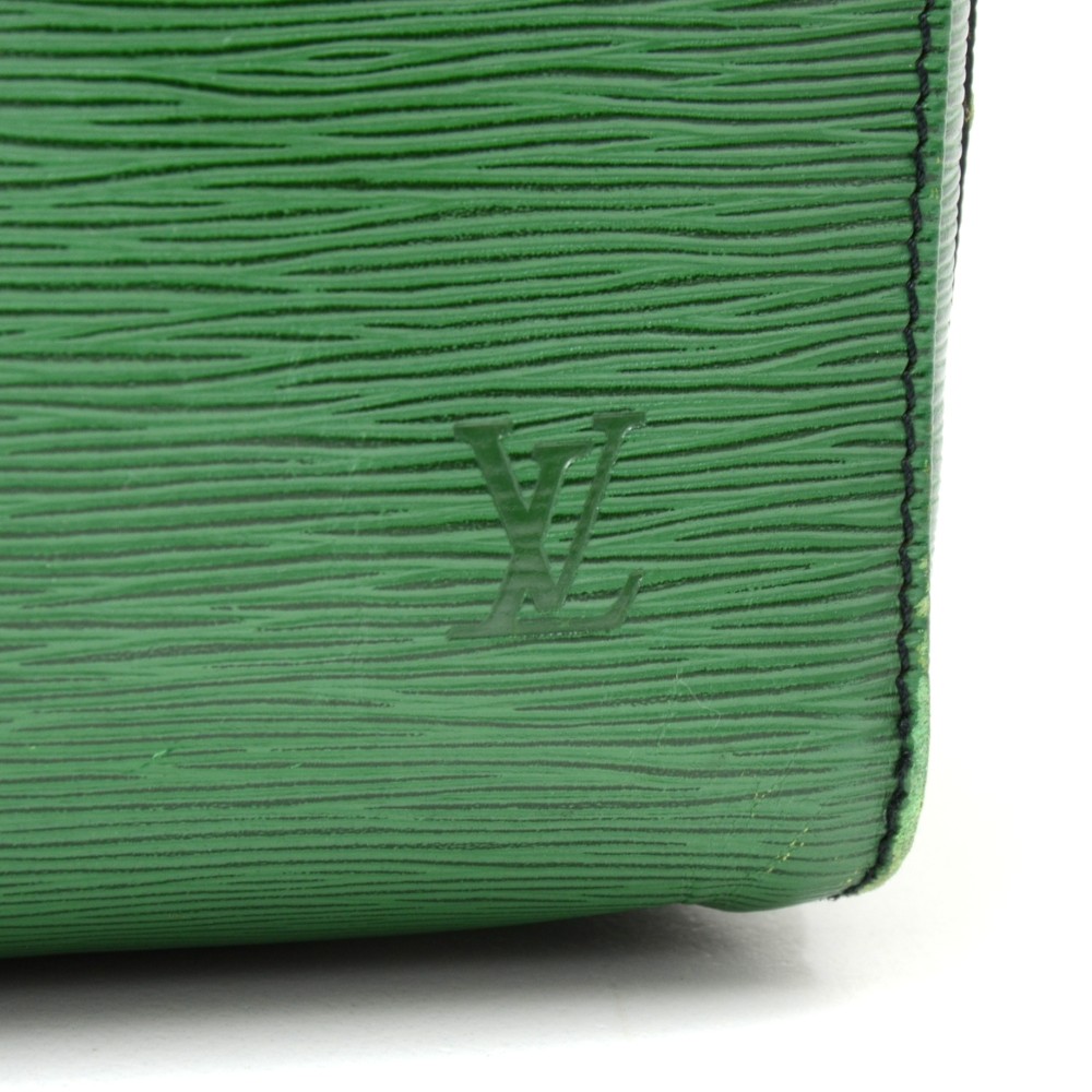 Pre-owned Louis Vuitton Borneo Green Epi Keepall 45