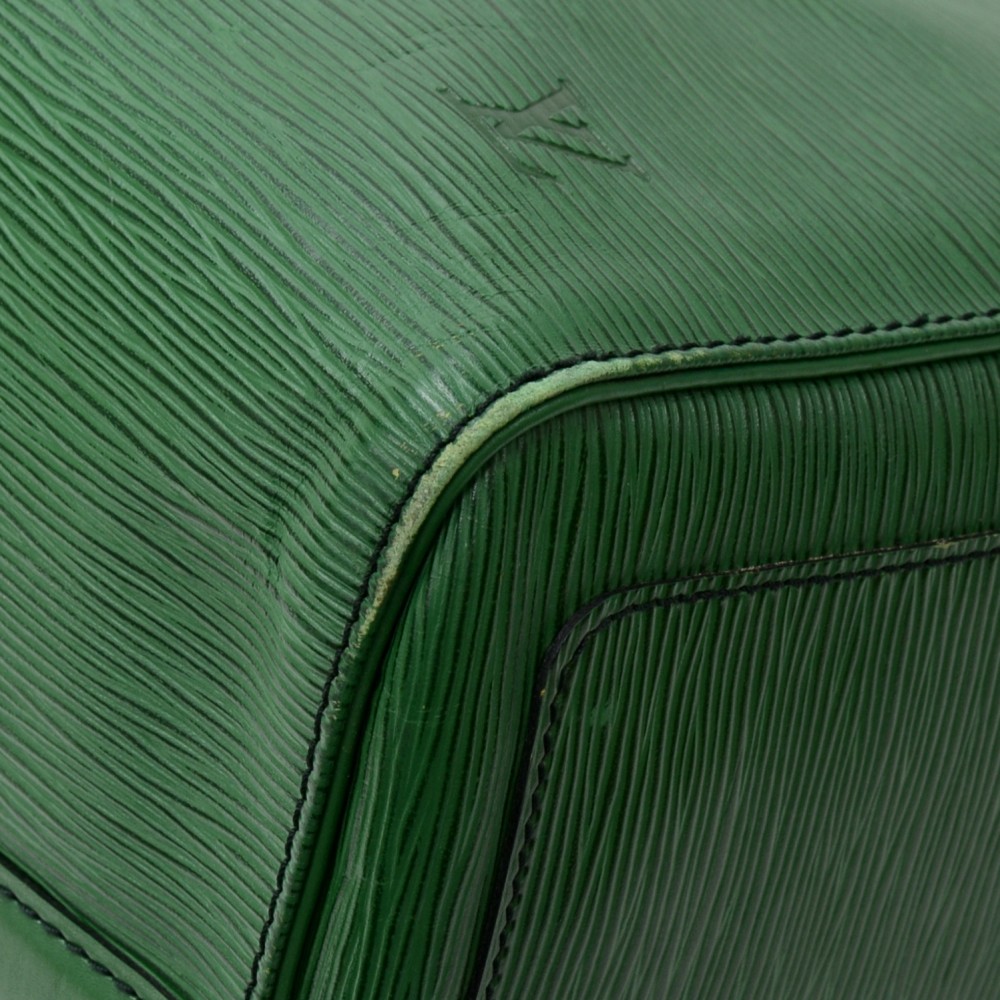 Keepall leather travel bag Louis Vuitton Green in Leather - 34797777