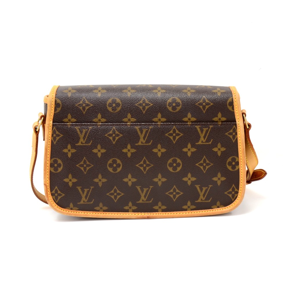 Louis Vuitton, Bags, Louis Vuitton Sologne Monogram Shoulder Bag M4225  Monogram Canvas Women
