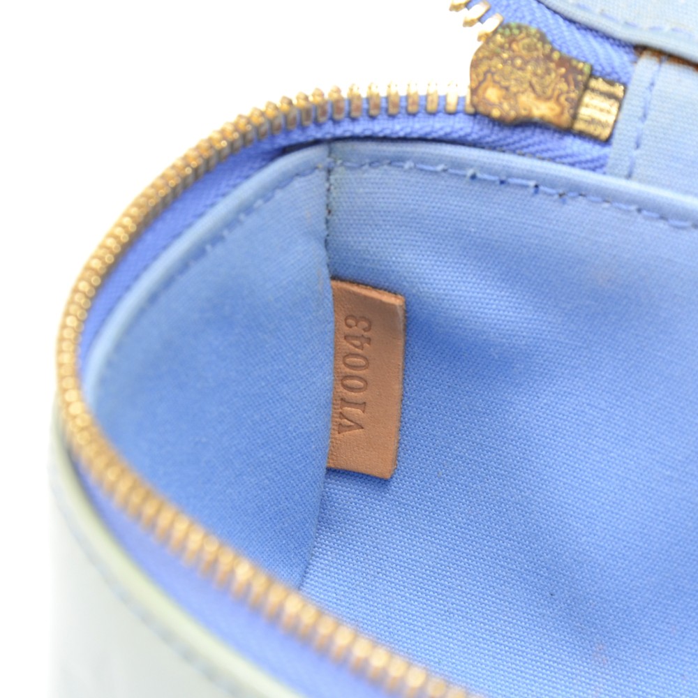 Louis Vuitton Blue Vernis Sullivan Horizontal PM Brown Light brown Light  blue Leather Patent leather ref.403754 - Joli Closet
