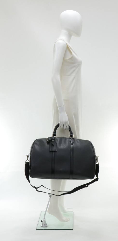 Louis Vuitton Neo Kendall Handbag Taiga Leather Black 2279876