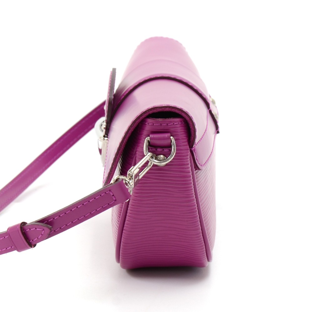 Louis Vuitton Purple Epi Pochette Accessoires Leather ref.190040