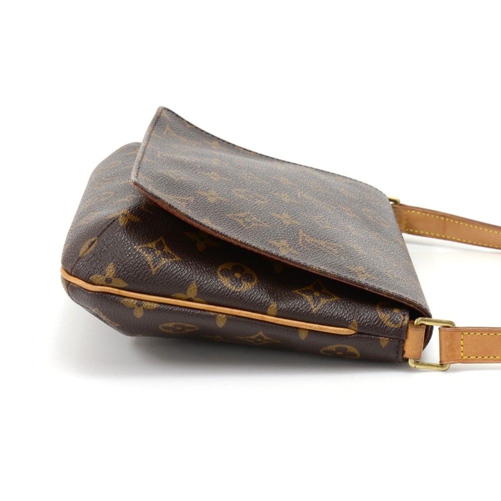 Louis Vuitton Monogram Canvas Musette Tango Shoulder Bag (SHF-17822) –  LuxeDH