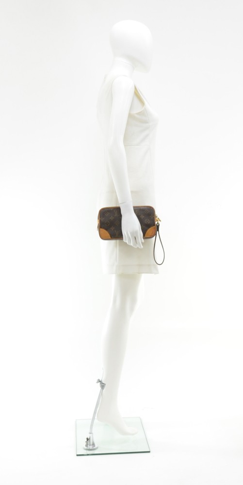 Louis Vuitton Monogram Pochette Marly Dragonne Wristlet Pouch Leather  ref.297651 - Joli Closet