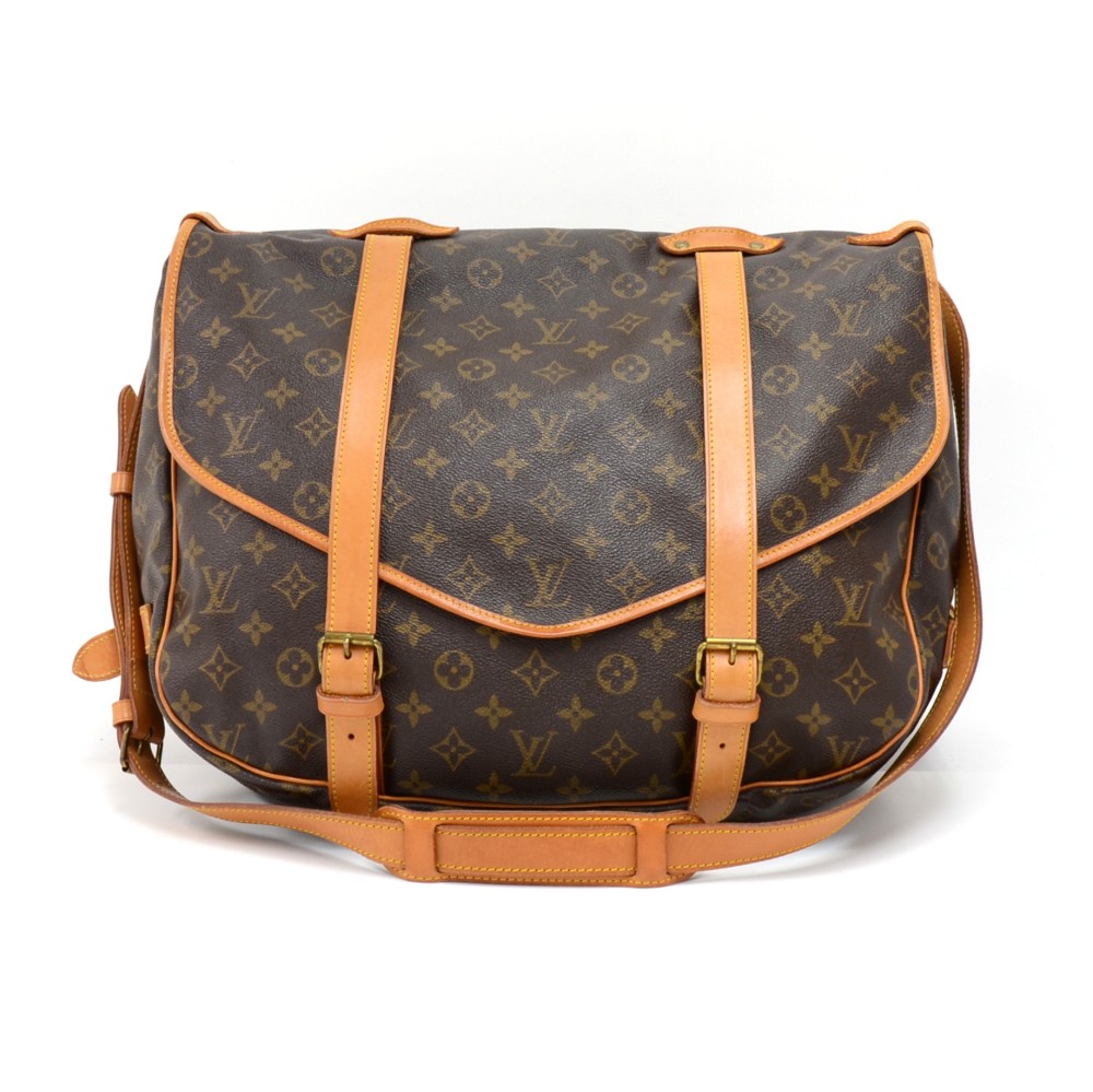 Louis Vuitton Saumur 43 Shoulder Bag