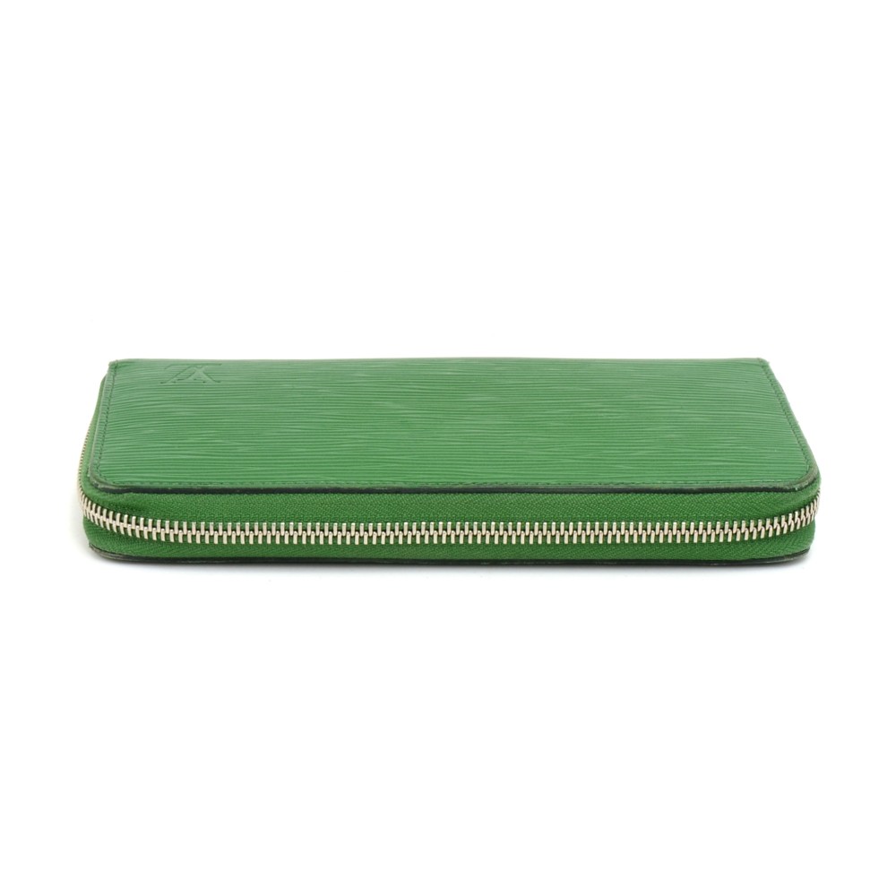 Louis Vuitton Green Epi Electric Zippy Wallet Zip Around Long ref.294460 -  Joli Closet