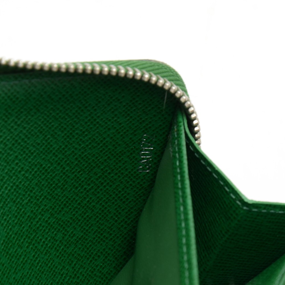 Louis Vuitton, Bags, Authentic Louis Vuitton Epi Porte Yen Long Wallet Purse  Green Lv K620