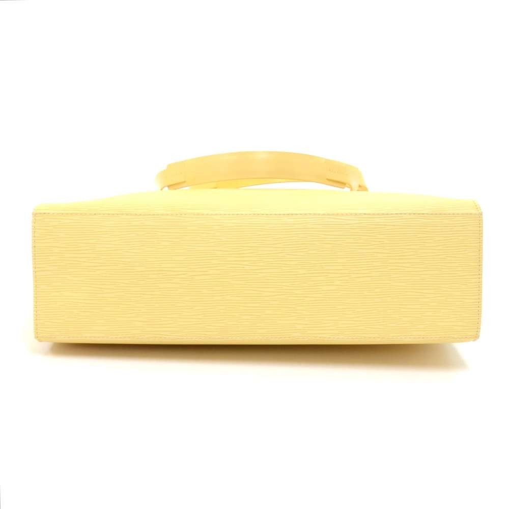Louis Vuitton pale yellow (Vanilla) epi croisette pm – My Girlfriend's  Wardrobe LLC