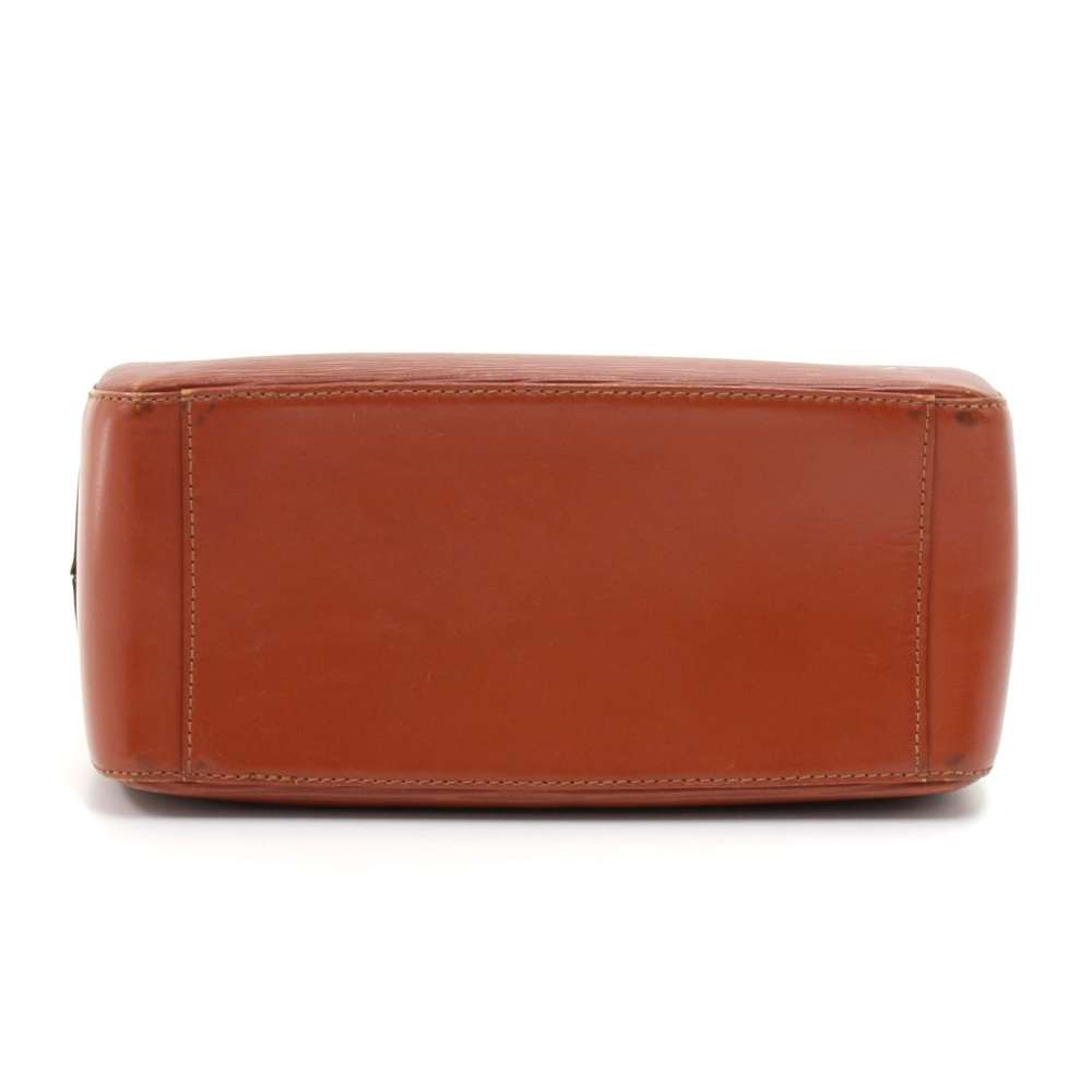 Pre-Owned Louis Vuitton Kenyan Fawn Epi Leather Elise Wallet ($160