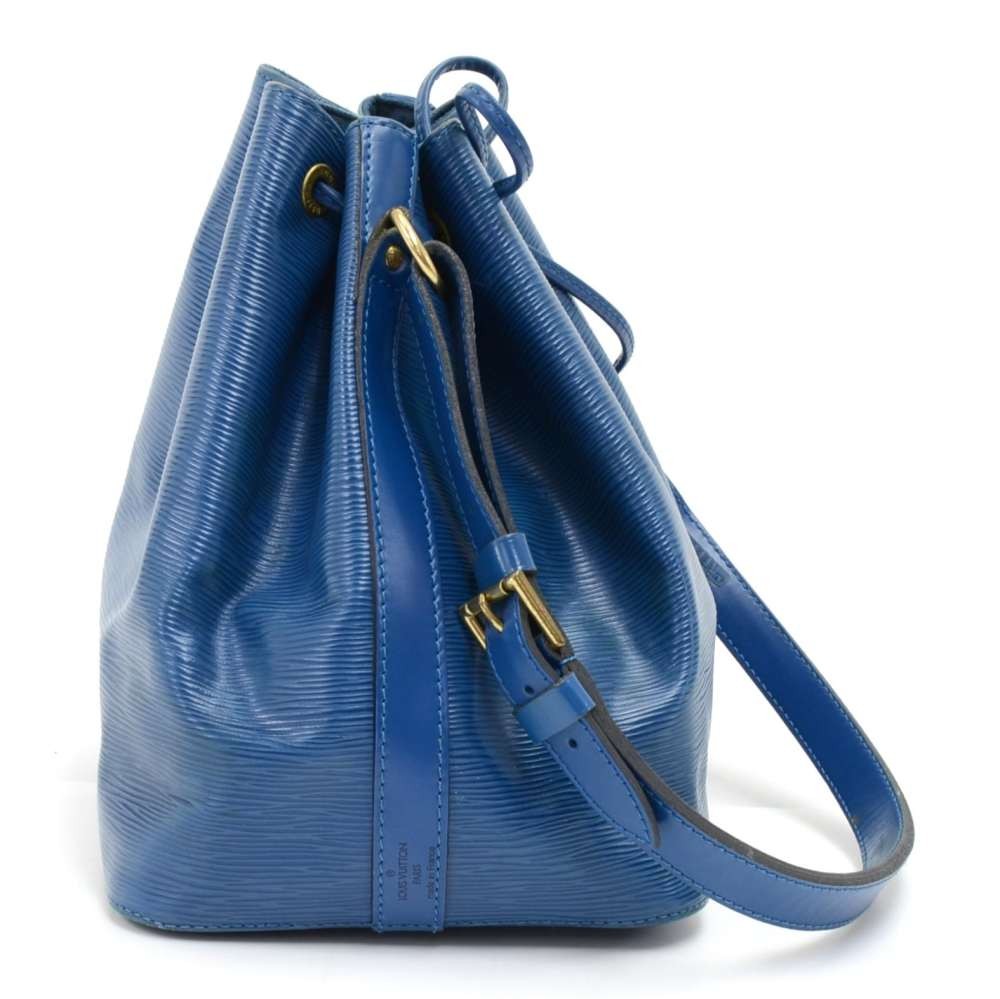 Authentic Louis Vuitton Petit Noé in Blue Epi Leather 