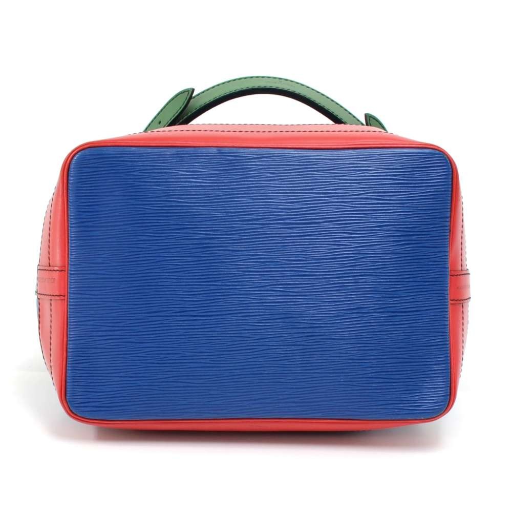 LOUIS VUITTON Red Blue Leather Pre Loved Bucket Purse – ReturnStyle