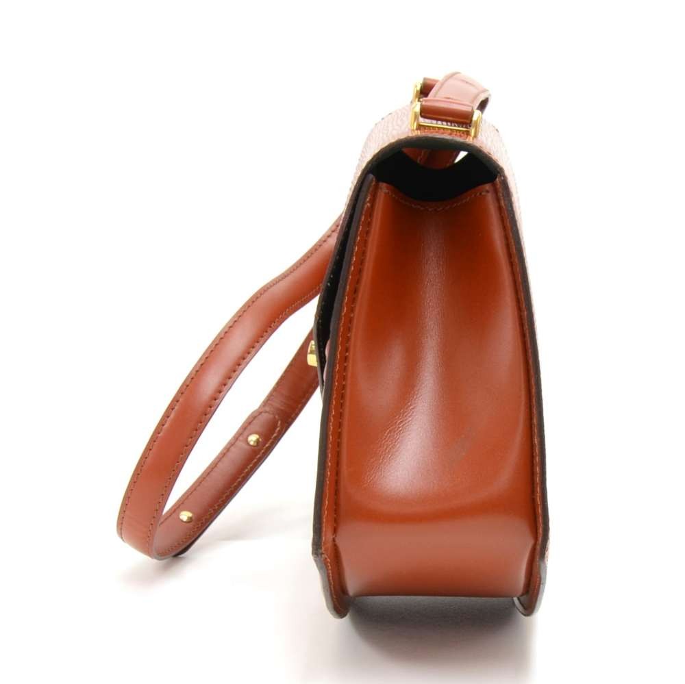 Louis Vuitton Fawn Epi Leather Tilsitt Shoulder Bag - Yoogi's Closet