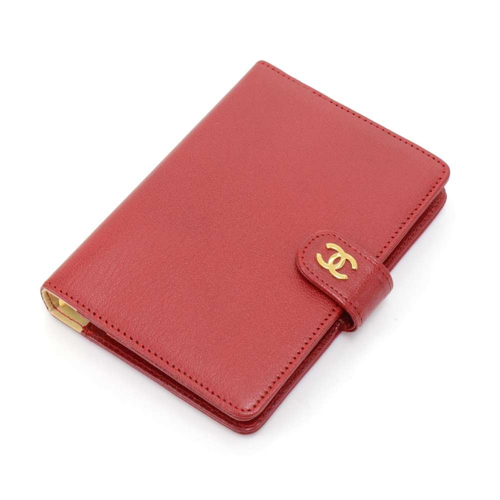 Chanel Chanel Red Leather 6 Ring Gold-tone Agenda Cover