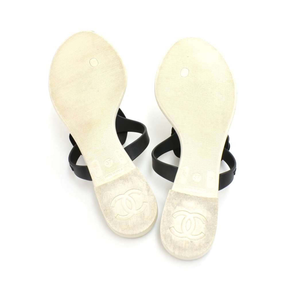 Chanel Chanel Black Camellia White Quilted Jelly Thong Sandals
