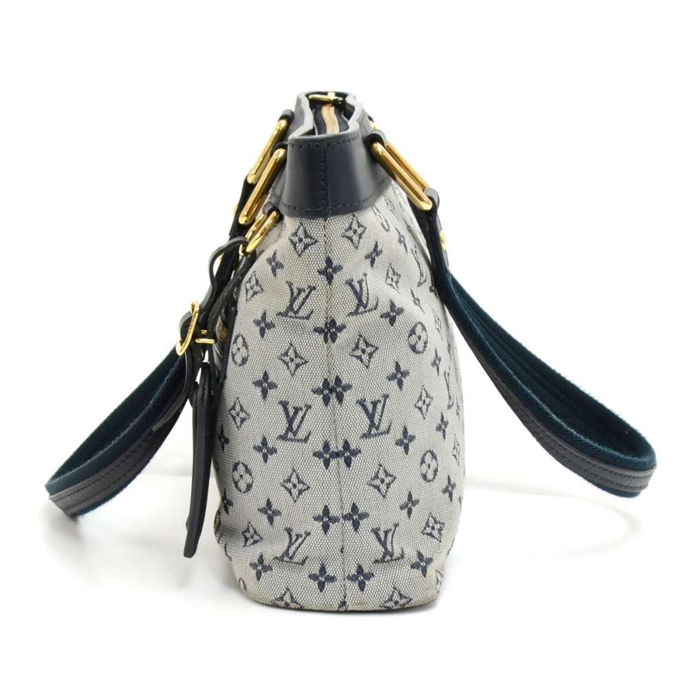 Lucile cloth handbag Louis Vuitton Blue in Cloth - 11755724