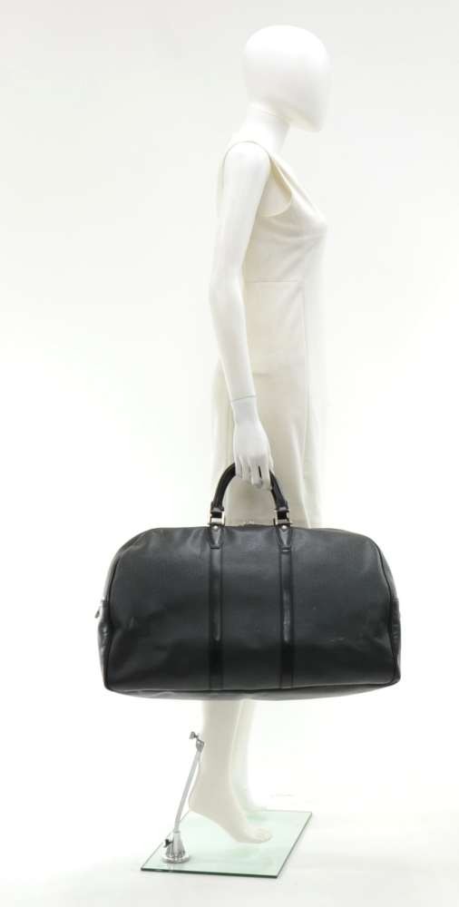 Louis Vuitton Kendall GM 2way Taiga Luggage Bag - Farfetch
