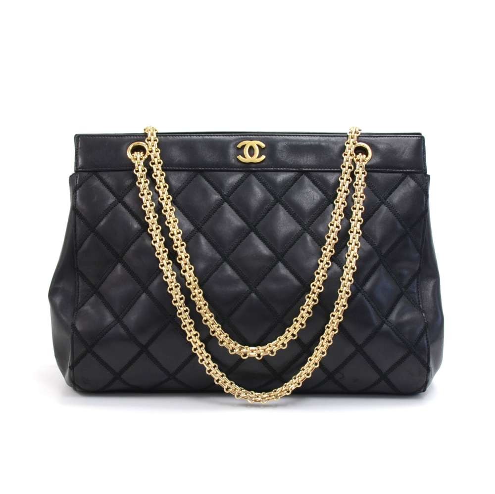 Chanel Leather Quilted Shoulder Bag – N'Used