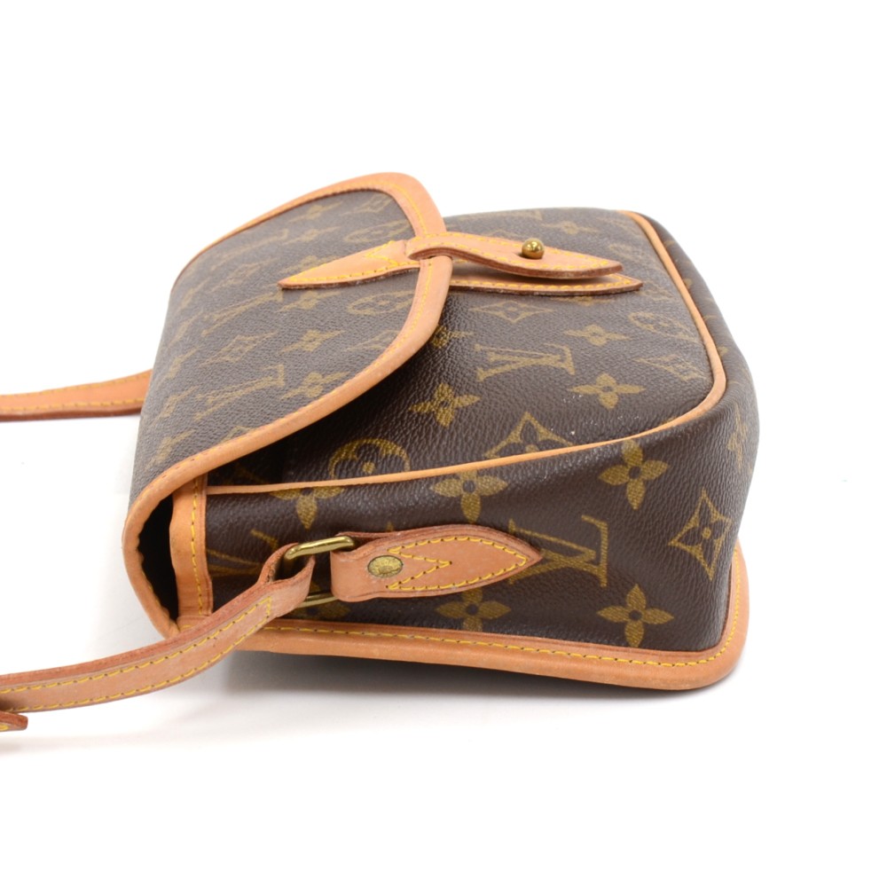 Louis Vuitton Monogram Sac Gibeciere PM - Brown Shoulder Bags, Handbags -  LOU507203