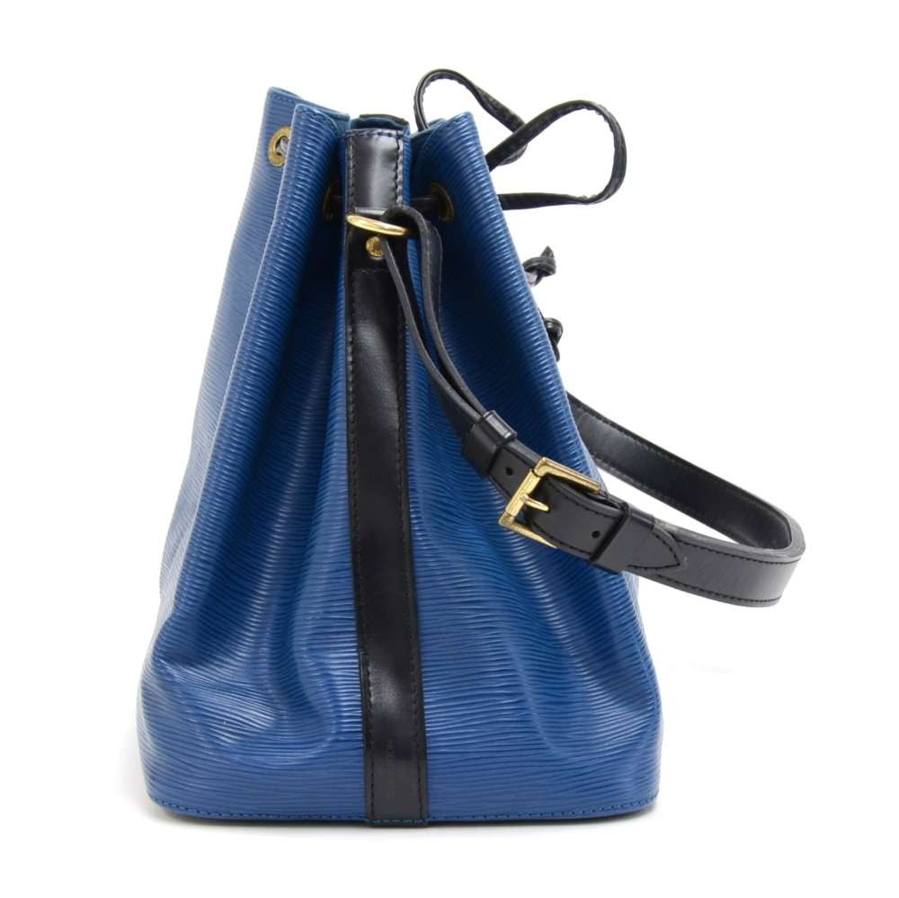 Louis Vuitton EPI Petit Bi-Color Noe Bleu Toledo Black