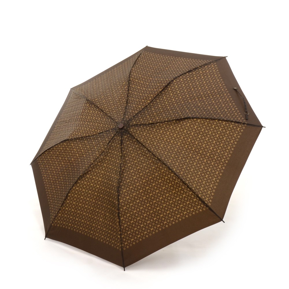 Authentic Louis Vuitton Umbrella Brown for Sale in Pembroke Pines, FL -  OfferUp